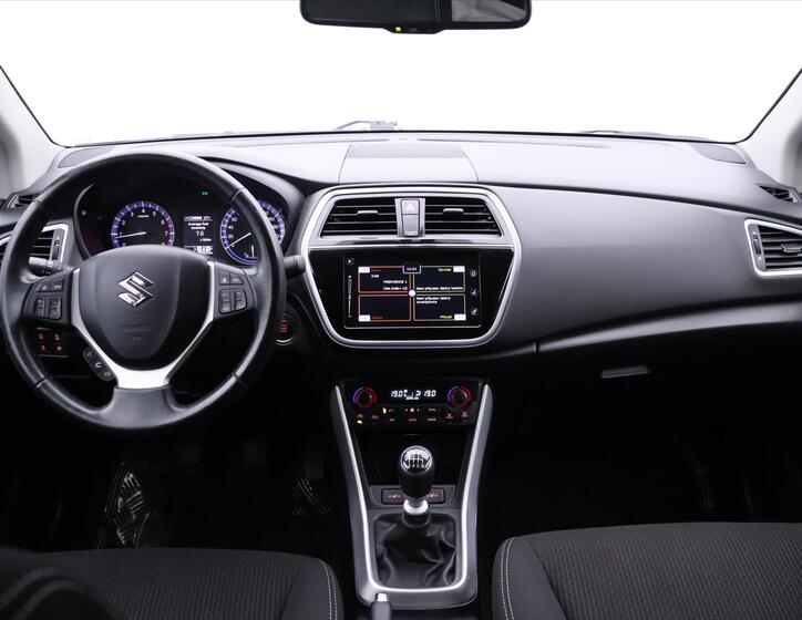 Suzuki SX4 S-Cross 27