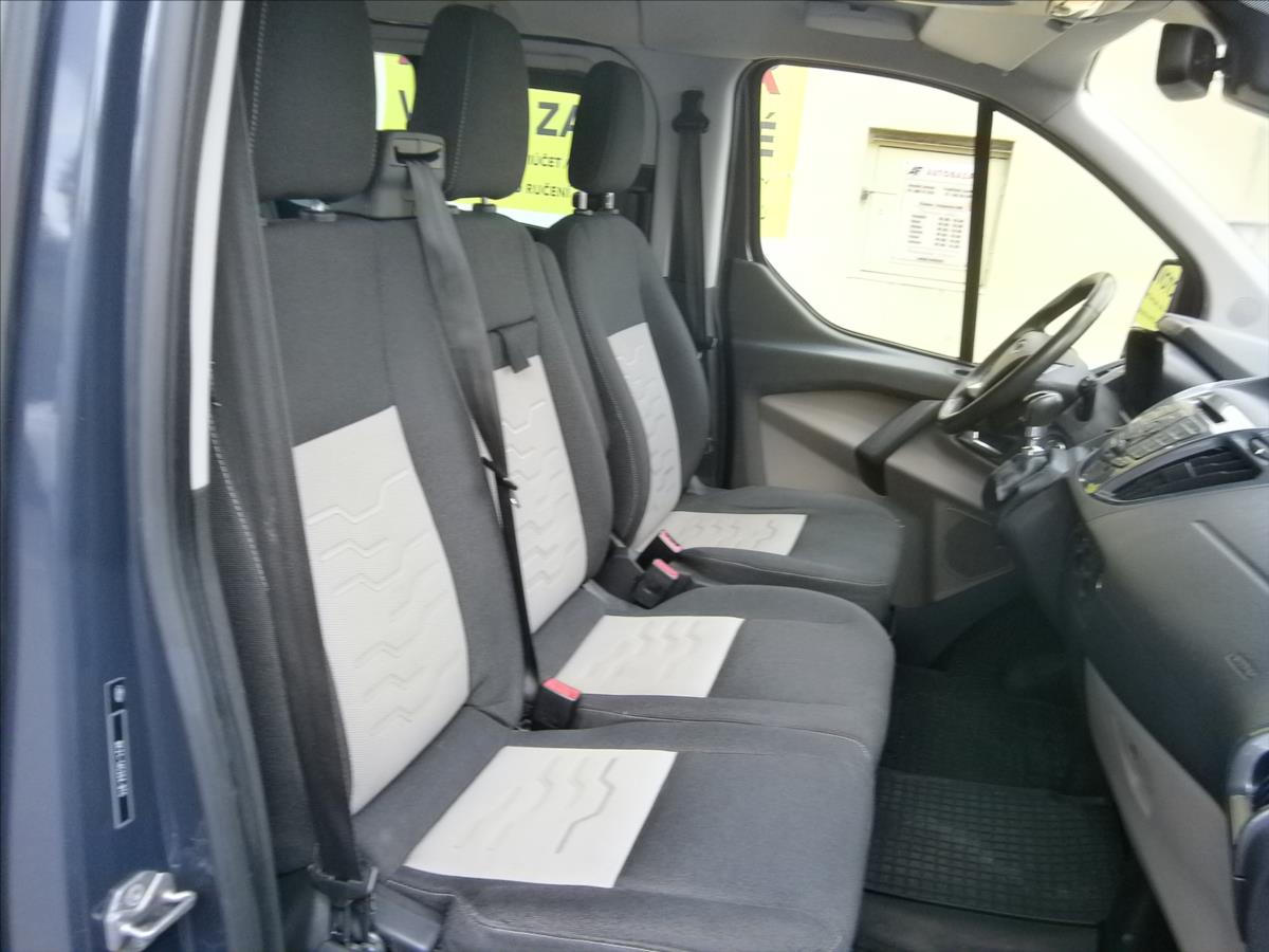 Ford Tourneo Custom