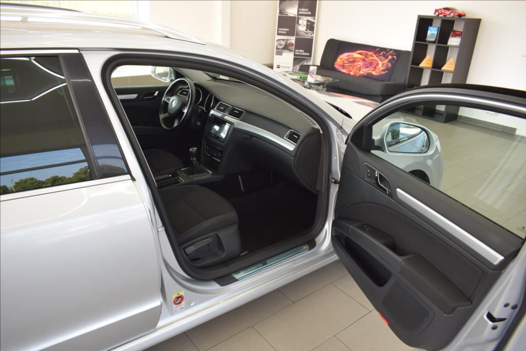 Škoda Superb