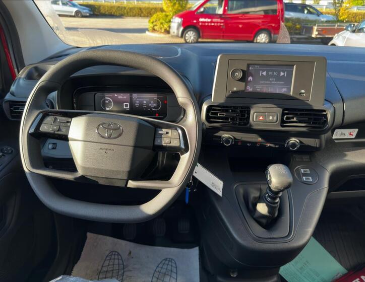 Toyota ProAce 10