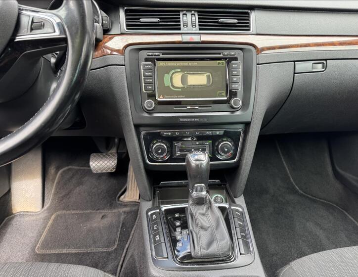 Škoda Superb 18