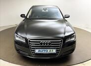 Audi A8 2