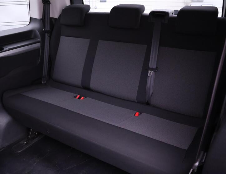 Toyota ProAce 17