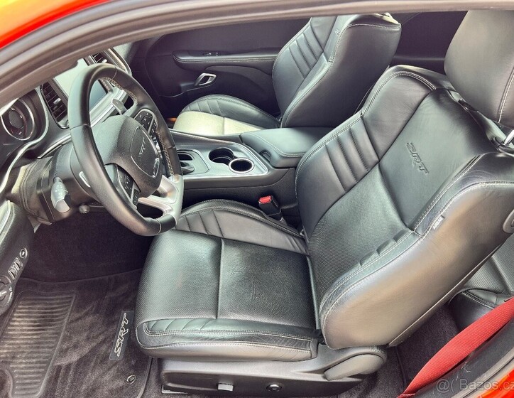 Dodge Challenger 3