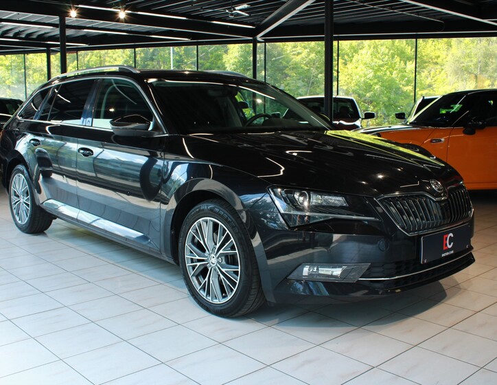 Škoda Superb 1