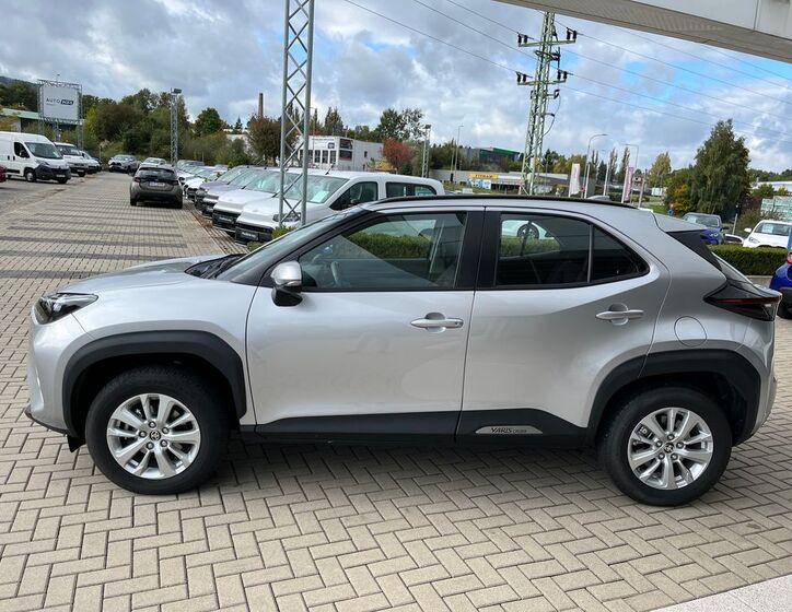 Toyota Yaris Cross 3