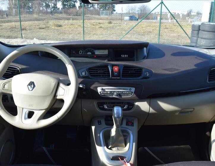 Renault Grand Scénic 27