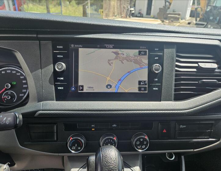 Volkswagen Transporter 19