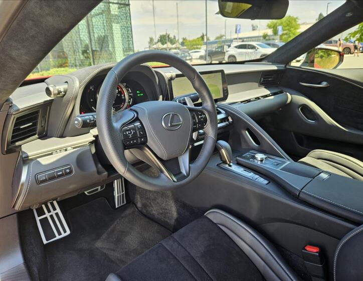 Lexus LC 500 16