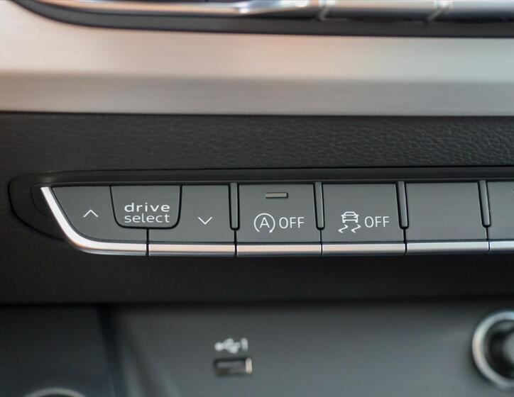 Audi A4 31