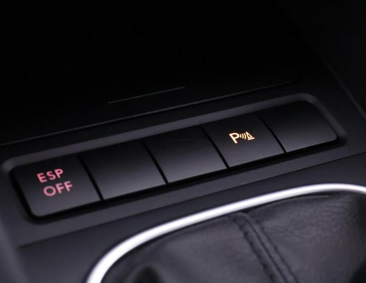 Volkswagen Golf 23