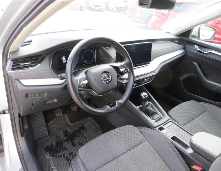 Škoda Octavia 11