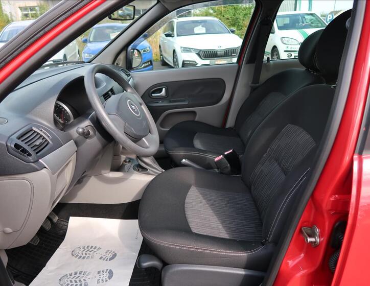 Renault Thalia 12