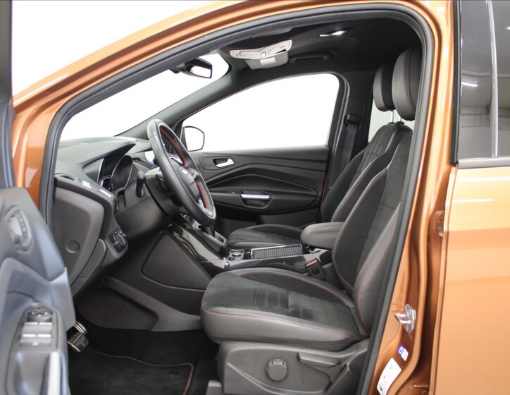 Ford Kuga 6