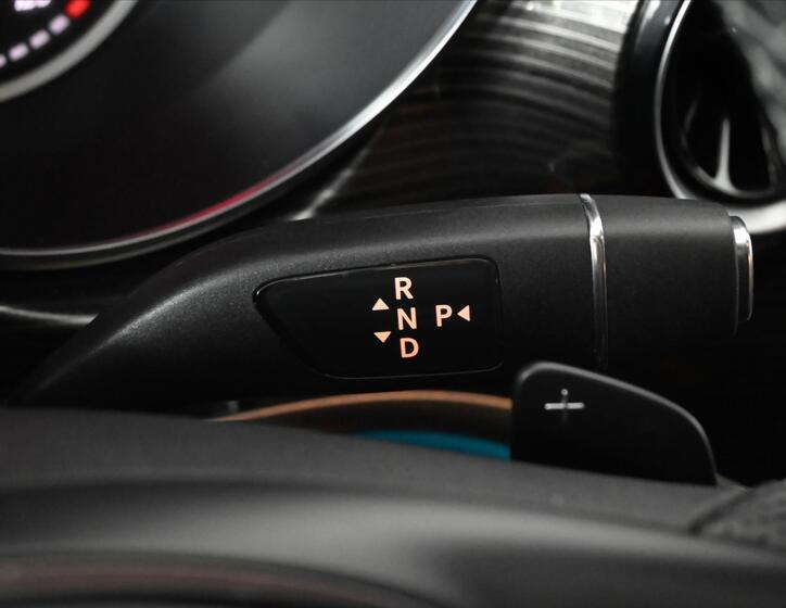 Mercedes-Benz Třídy V 19