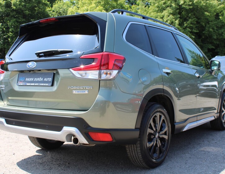 Subaru Forester 5