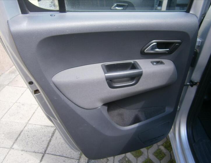 Volkswagen Amarok 9