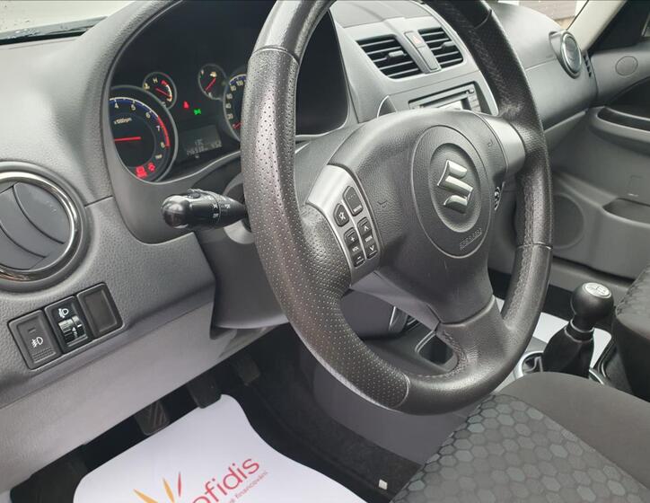 Suzuki SX4 14