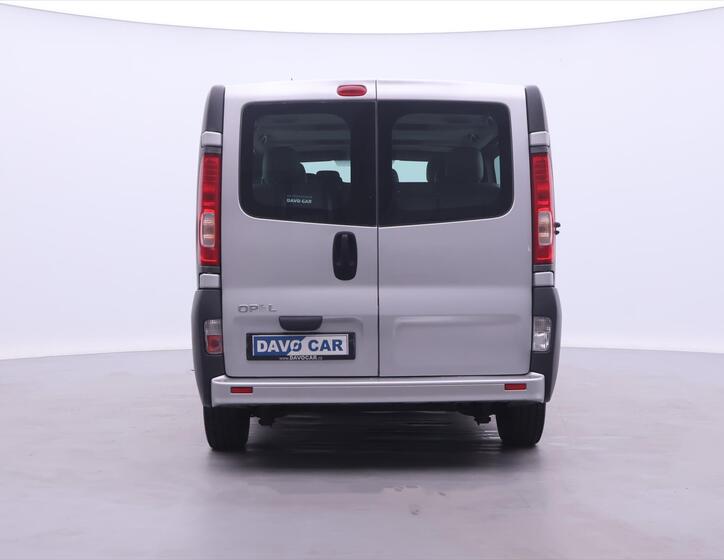 Opel Vivaro 6