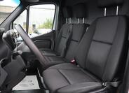 Mercedes-Benz Sprinter 10