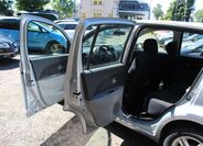 Daihatsu Sirion 9