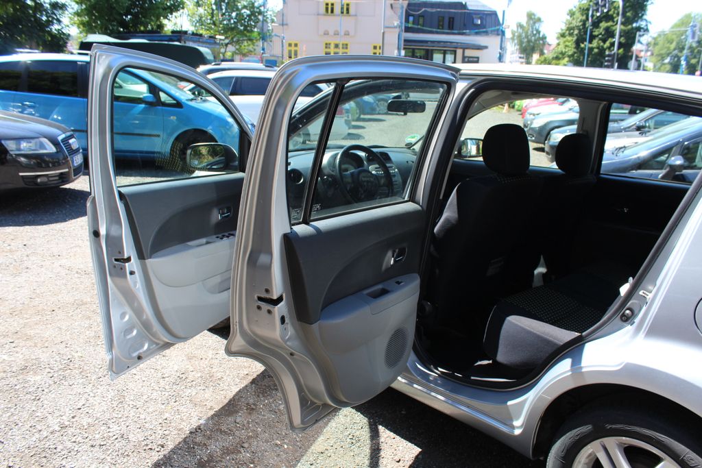 Daihatsu Sirion