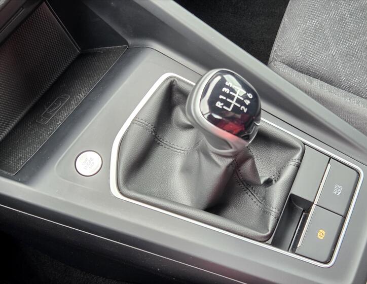 Volkswagen Golf 14