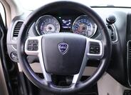 Lancia Voyager 22