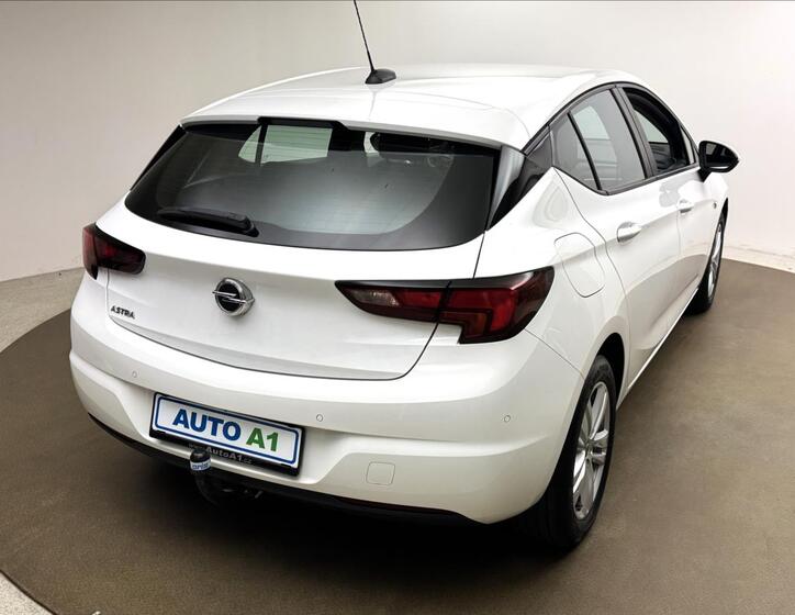 Opel Astra 4