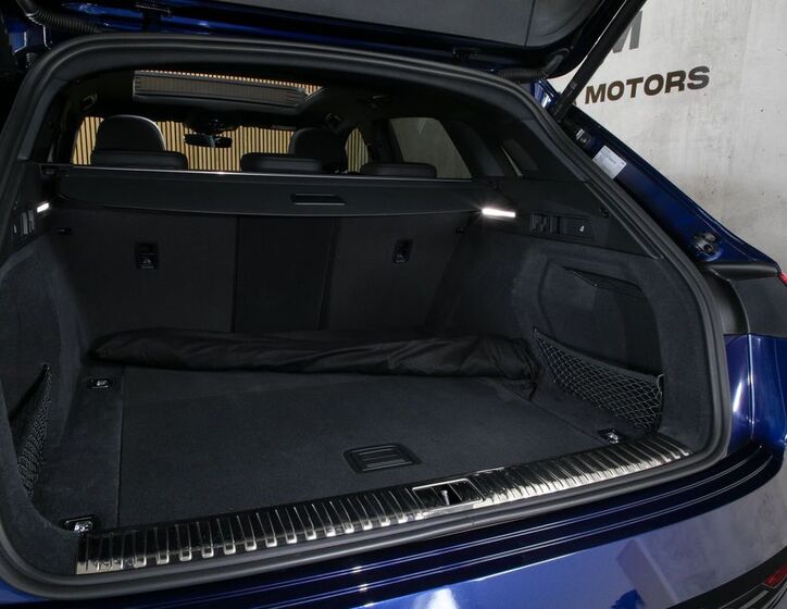 Audi e-tron 38