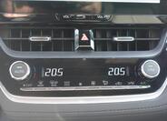 Toyota Corolla Cross 19
