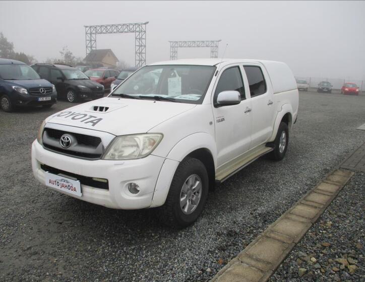 Toyota Hilux 3