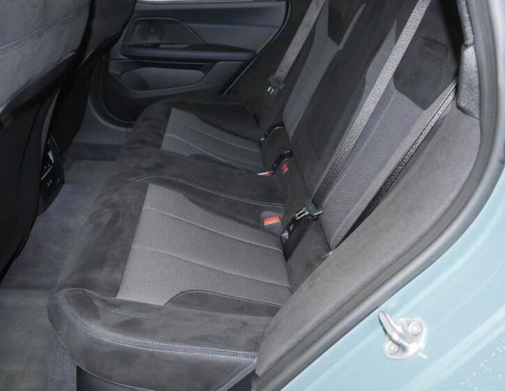 BMW Řada 4 8