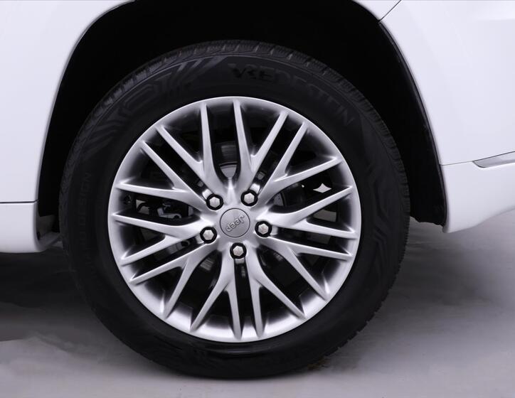 Jeep Grand Cherokee 34