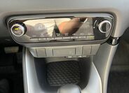 Toyota Yaris 23
