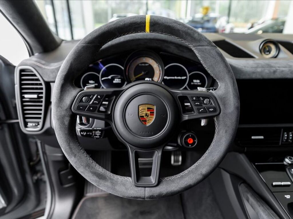Porsche Cayenne 6