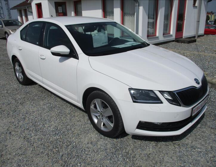 Škoda Octavia 1