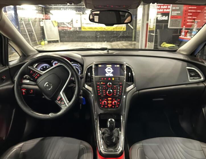 Opel Astra 16