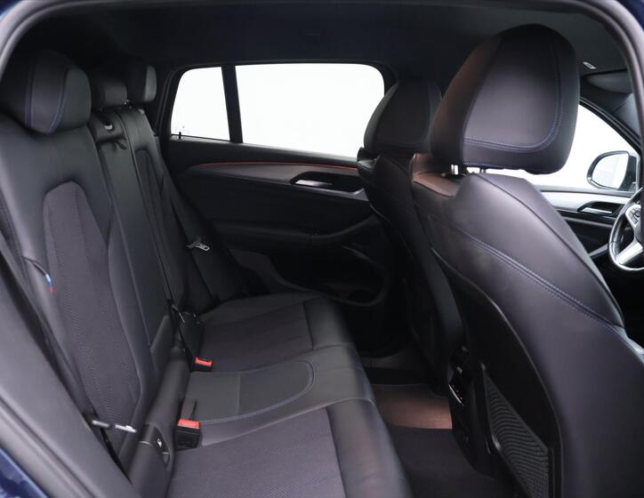 BMW X4 16
