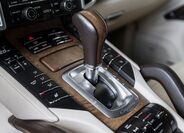 Porsche Cayenne 15