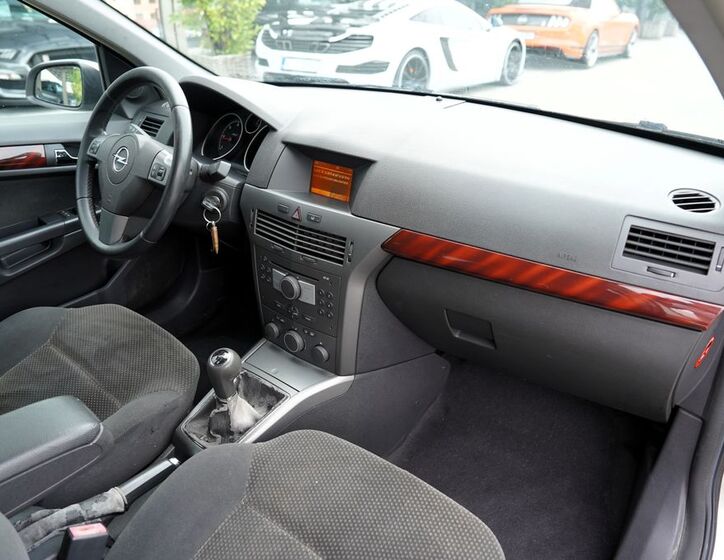 Opel Astra 23