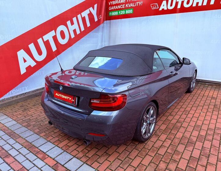 BMW Řada 2 8