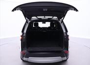 Land Rover Discovery 9