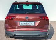 Volkswagen Tiguan 8