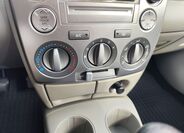 Mazda 2 15