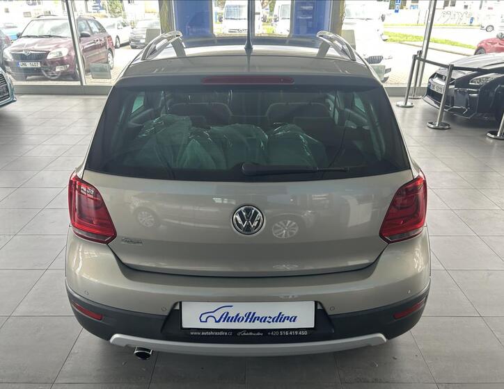 Volkswagen Polo 5
