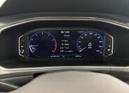 Volkswagen T-Roc 12