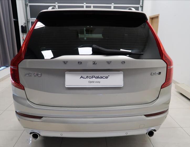 Volvo XC90 5