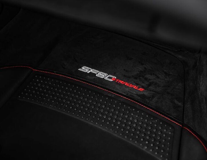 Ferrari SF90 22