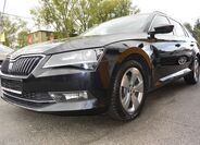 Škoda Superb 44